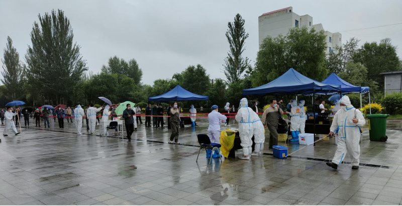 筑牢疫情防控安全防线——星空娱乐北川物流园区开展核酸检测